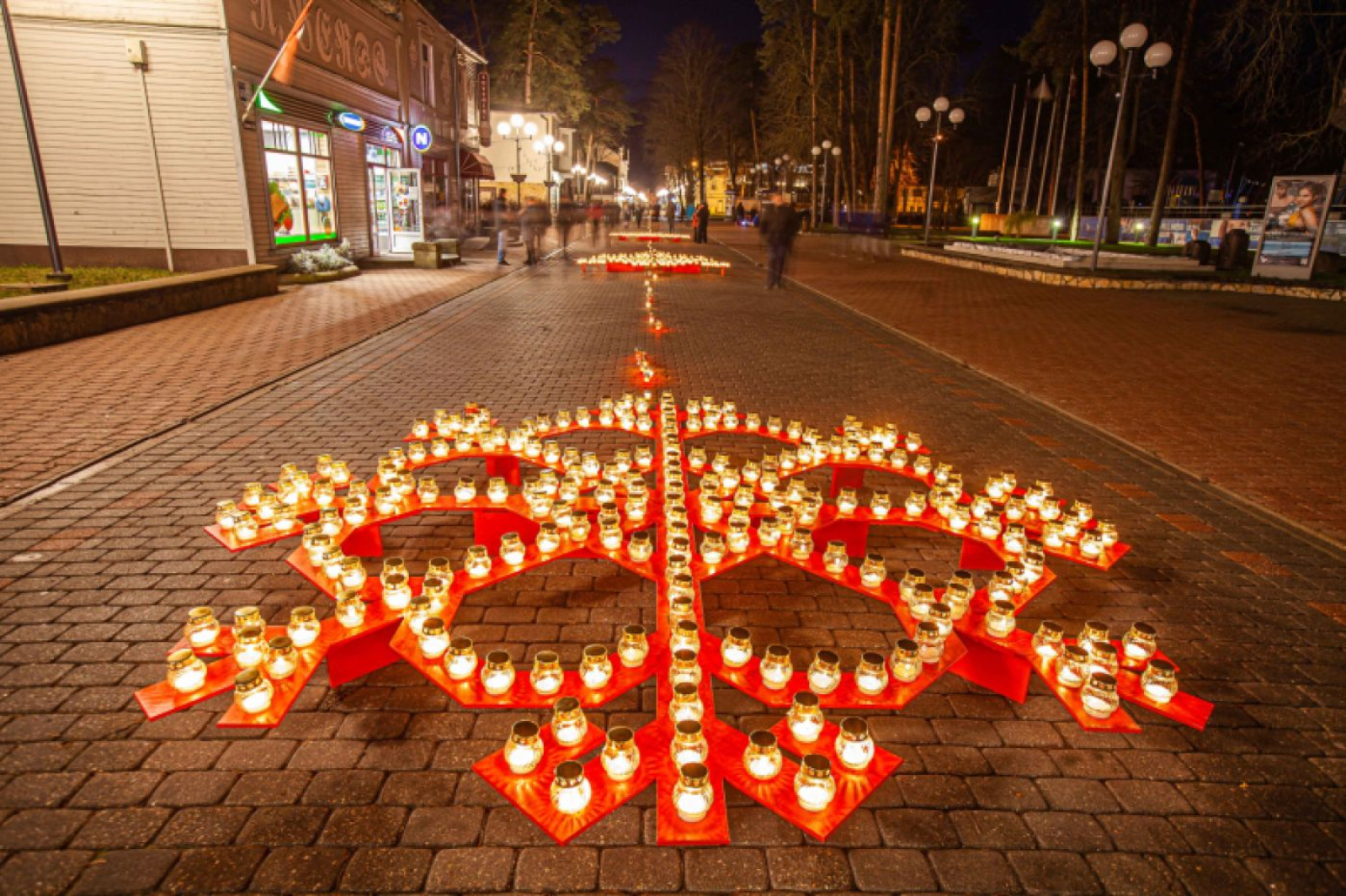 Latvijas Republikas Neatkarības diena un dzīvās uguns “Gaismas ceļš”