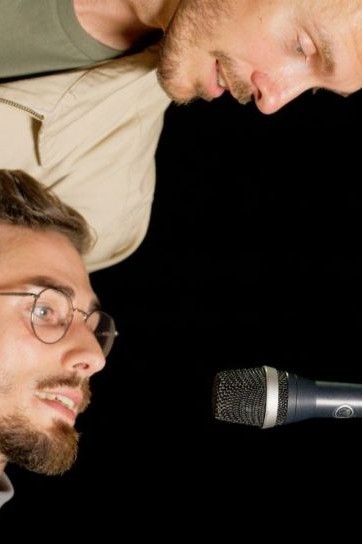 Dejas māja KURTUVĒ: Simts vientulības, 16.30 | Sfēra, 18.00